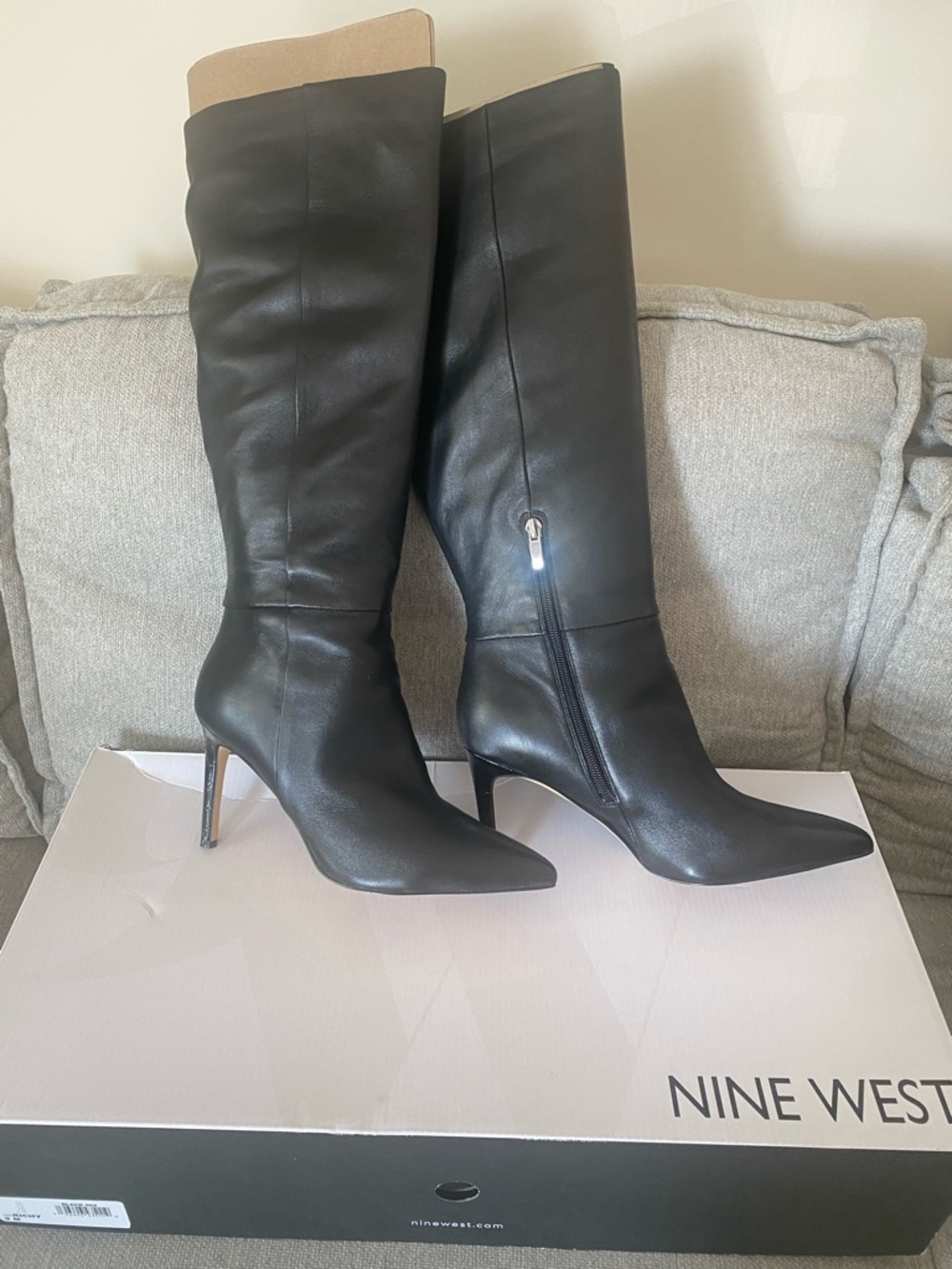 Nine West Black Pointed-Toe Knee-High Stiletto Boots Richy Sz 9 Worn Once